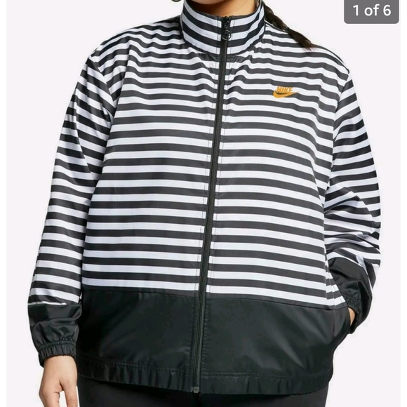 Nike Womens Sportwear Jacket - Picture 4 of 4